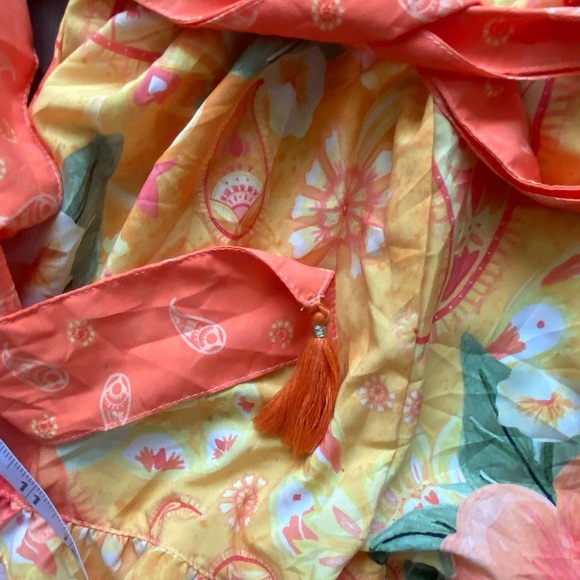 Agua  Bendita Floral  print V neck Romper - Picture 9 of 13